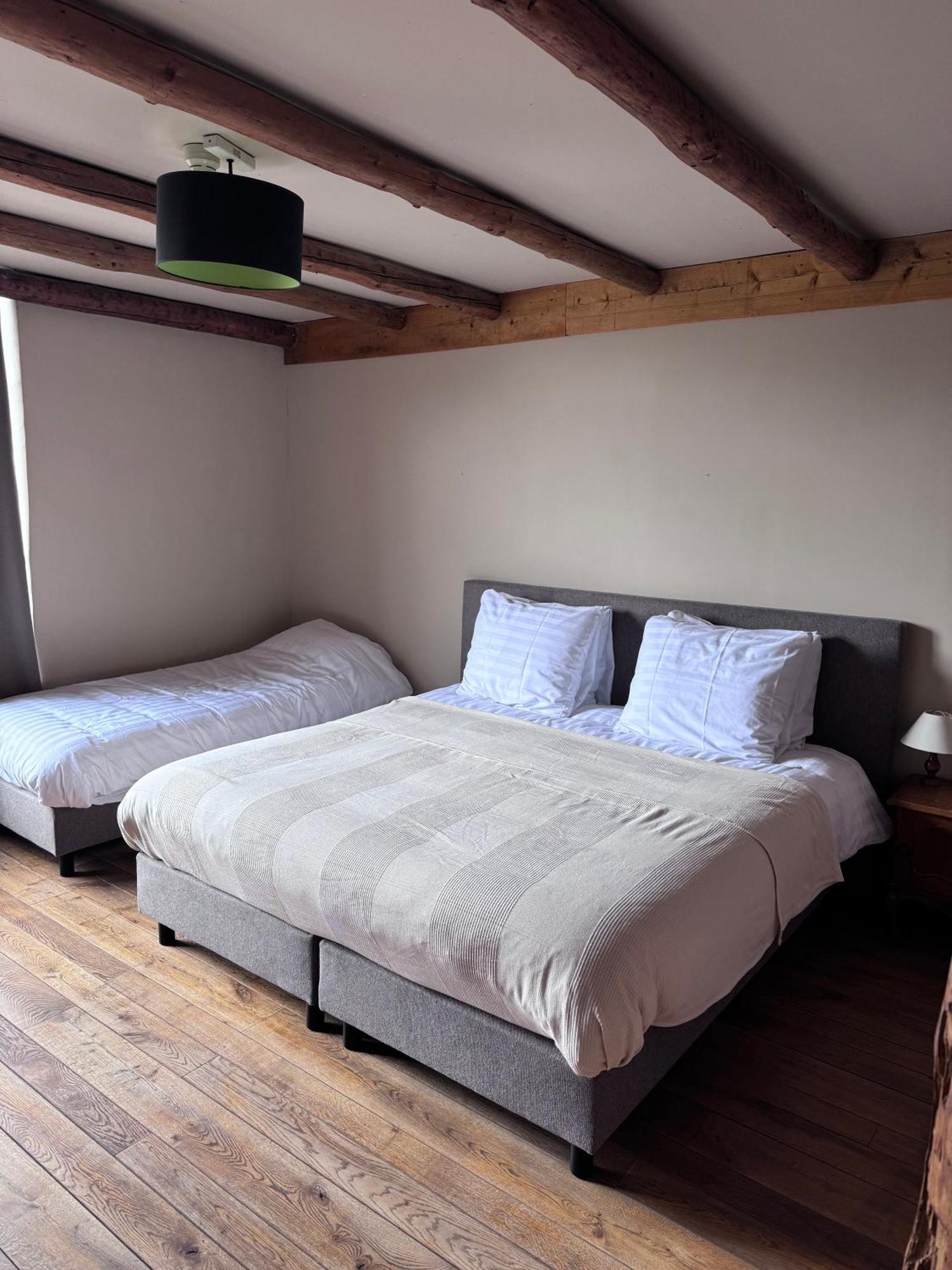 Buteo Chambres D'Hotes & Espresso Lesterny Kültér fotó