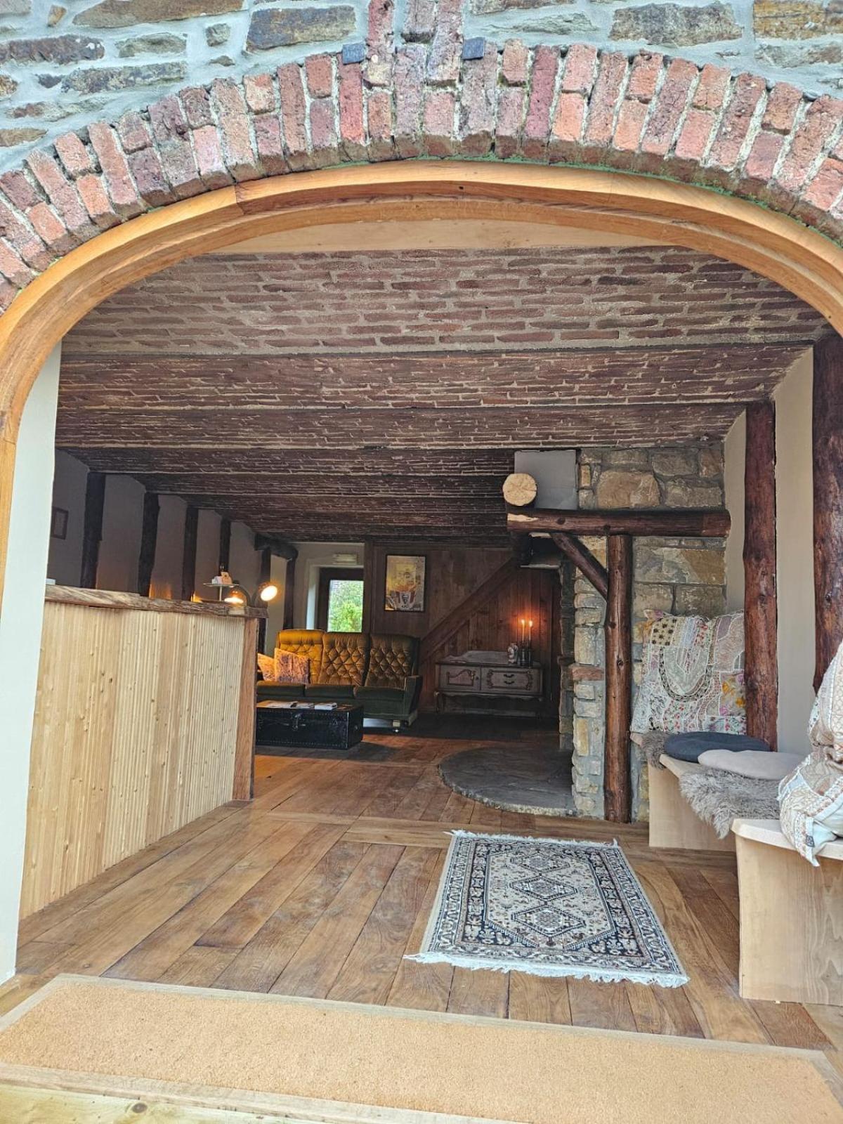 Buteo Chambres D'Hotes & Espresso Lesterny Kültér fotó