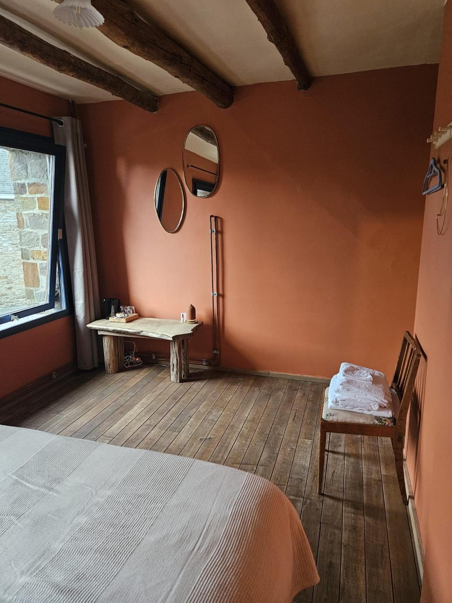 Buteo Chambres D'Hotes & Espresso Lesterny Kültér fotó